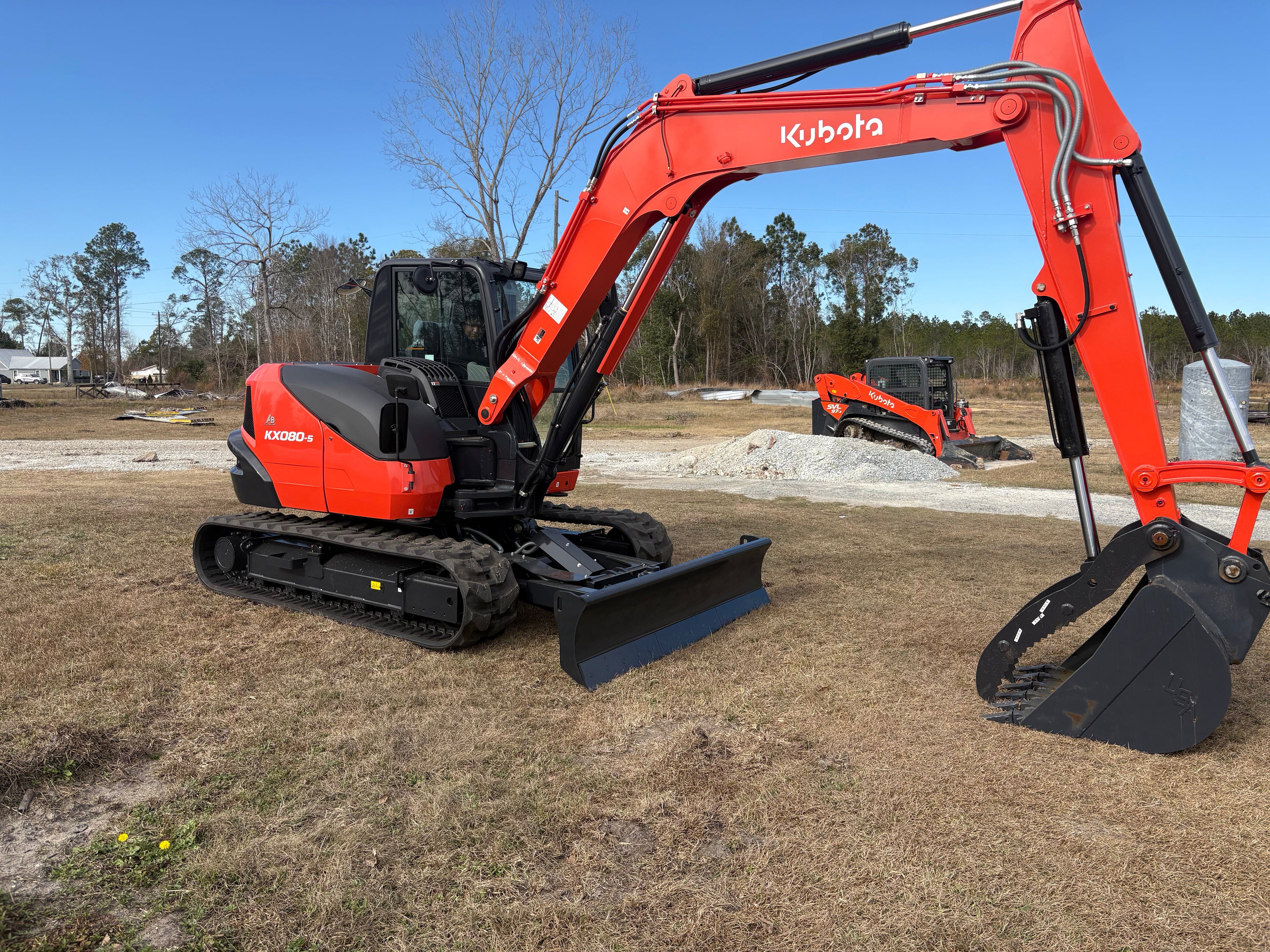 Mid-Size Excavators
